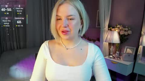 Nikki online show from 11-25-25, 01:05