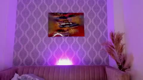 Nicole online show from 06-01-26, 03:52