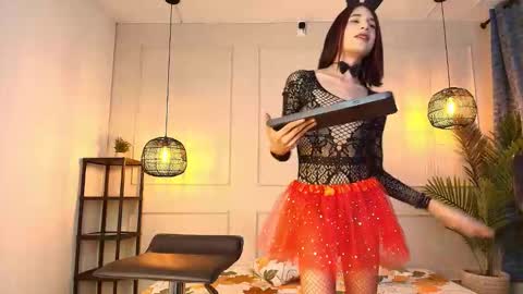 nikki_vesper online show from 10-31-25, 12:28