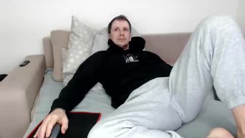 Nick online show from 11-21-25, 07:18