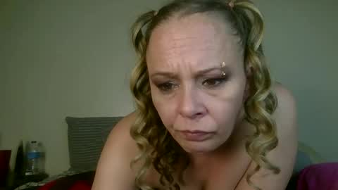 nikkibae6933 online show from 02-22-26, 08:35