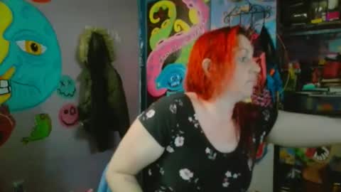 Snapshot of nikkietwotimes420 chatting on 05-08-26, 02:22 Nikkie online show from 05-08-26, 02:22