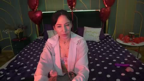Nikki online show from 02-19-25, 11:57