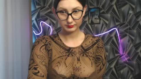 nikkikiss___ online show from 06-07-26, 02:27