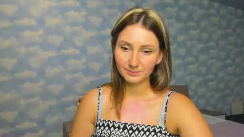 nikkikiss___ online show from 06-29-26, 03:02
