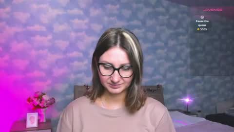 nikkikiss___ online show from 07-17-26, 02:29
