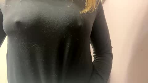 NikkiLuv online show from 03-09-26, 08:07