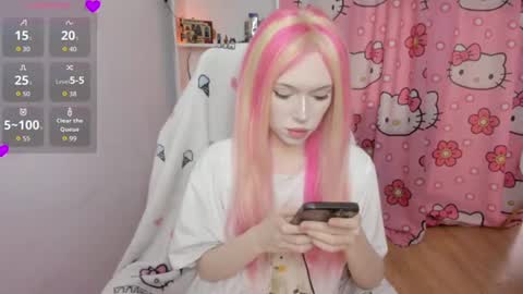 Snapshot of nikkimiltonss chatting on 07-15-26, 02:22 Nikki online show from 07-15-26, 02:22