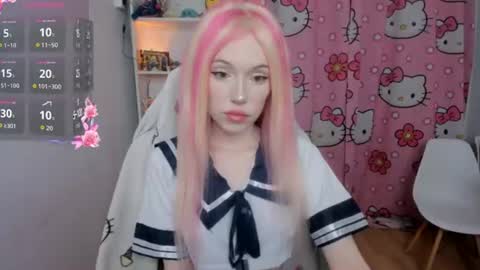 Snapshot of nikkimiltonss chatting on 08-01-26, 08:19 Nikki online show from 08-01-26, 08:19