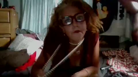 Snapshot of nikkis214 chatting on 04-22-26, 07:59 NicTy online show from 04-22-26, 07:59