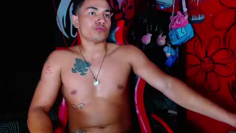 nikkithebeastx online show from 04-22-26, 12:02