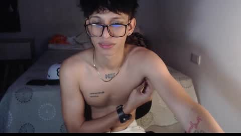 niklaus_wolf online show from 09-21-25, 06:26