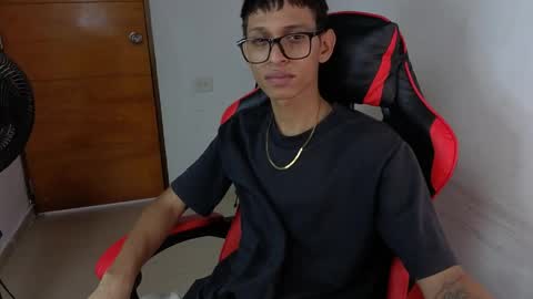 niklaus_wolf online show from 04-04-26, 06:38