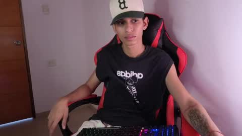 niklaus_wolf online show from 04-24-26, 08:33