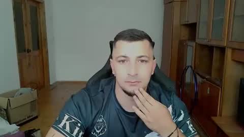 Snapshot of niklevel2 chatting on 06-20-26, 11:02 Dmitry online show from 06-20-26, 11:02