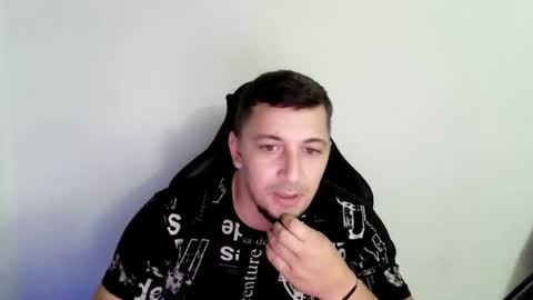 Snapshot of niklevel2 chatting on 07-17-26, 07:41 Dmitry online show from 07-17-26, 07:41