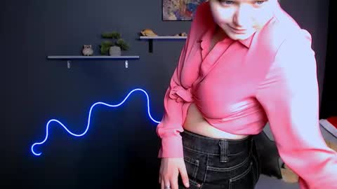 Little Niko  Help me reach my goals online show from 02-09-25, 05:29