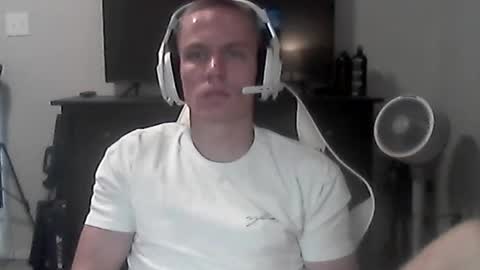 nikolai_russian_daddy online show from 07-20-26, 04:42