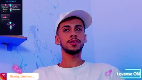    online show from 10-10-25, 04:44