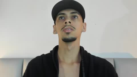    online show from 05-10-26, 01:33