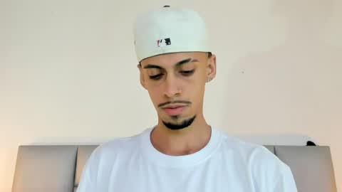    online show from 05-17-26, 12:30