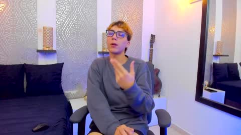    online show from 12-04-24, 04:32