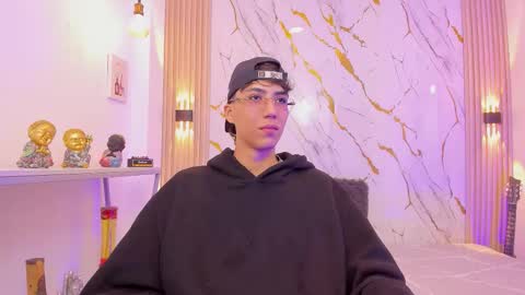    online show from 03-18-26, 04:48