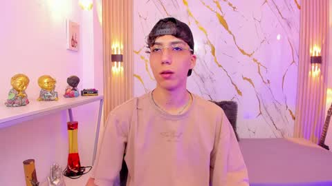    online show from 03-29-26, 04:23