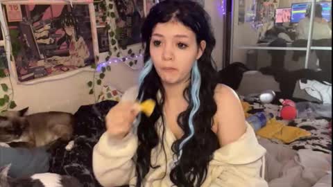 Snapshot of nikoli_naw chatting on 10-24-25, 01:57 nikoli_naw online show from 10-24-25, 01:57