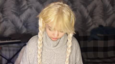 nikoli_naw online show from 05-05-26, 10:07