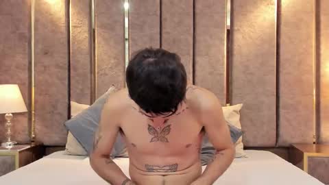 Niko Stone online show from 11-29-25, 04:37