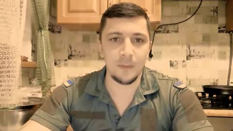 NikQRedhot online show from 02-15-26, 07:54