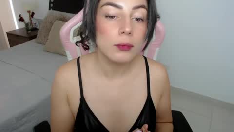 Snapshot of niky_blue chatting on 06-05-26, 12:44 niky_blue online show from 06-05-26, 12:44