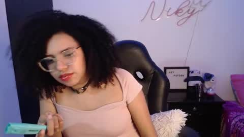 Nicole    GTM-5 1100 pm - 700 am online show from 01-10-25, 09:23