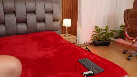 Snapshot of niky_nicole chatting on 06-29-26, 07:03 Niky online show from 06-29-26, 07:03