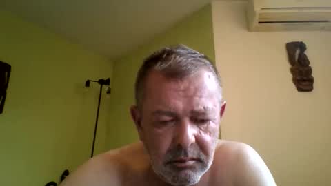 Snapshot of nikyo419 chatting on 06-01-26, 03:52 nikyo419 online show from 06-01-26, 03:52