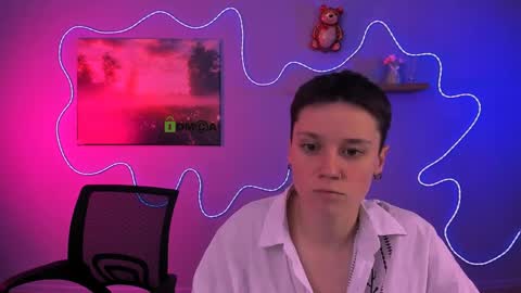 nila_eclipse online show from 04-05-26, 08:33