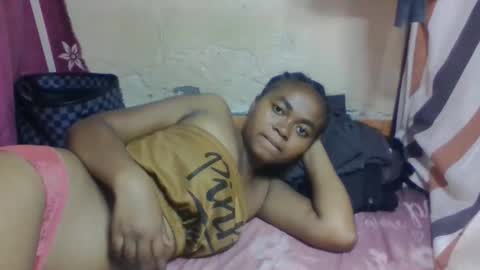 nilah online show from 11-29-25, 09:12