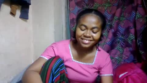 nilah online show from 05-25-26, 06:14