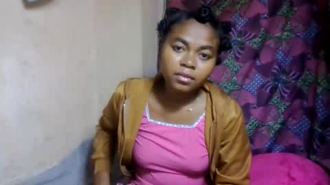 nilah online show from 06-08-26, 05:02