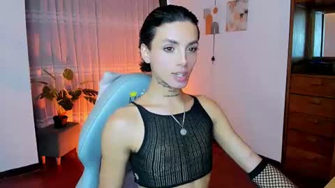 Snapshot of nilam217 chatting on 06-17-26, 09:27 Nilam online show from 06-17-26, 09:27