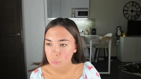 Bella online show from 10-31-25, 09:49