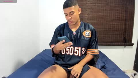 Snapshot of nilx_moon09 chatting on 01-06-25, 10:47 Nilx Jhon and Addam online show from 01-06-25, 10:47