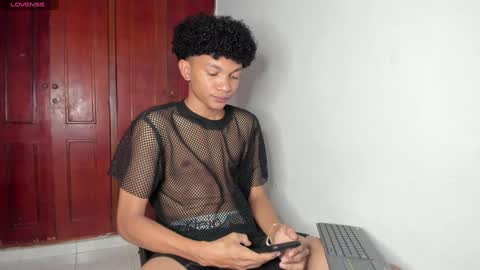 Snapshot of nilx_moon09 chatting on 01-31-25, 03:09 Nilx Jhon and Addam online show from 01-31-25, 03:09