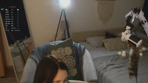 Jennet online show from 02-03-26, 06:46