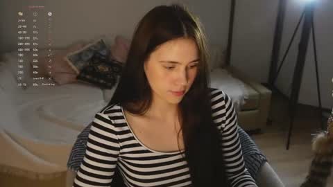 Snapshot of nimfaheart chatting on 06-25-26, 07:07 Jennet online show from 06-25-26, 07:07
