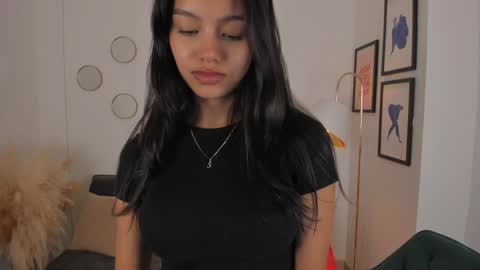 NINA online show from 12-17-24, 11:38