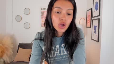 NINA online show from 01-30-25, 09:04