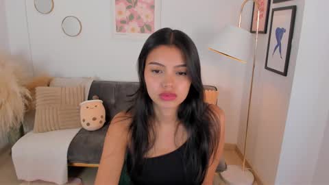 NINA online show from 02-19-25, 06:32