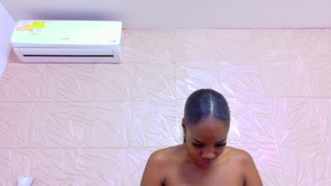 Snapshot of nina_bae_ chatting on 04-19-26, 01:32 nina_bae_ online show from 04-19-26, 01:32